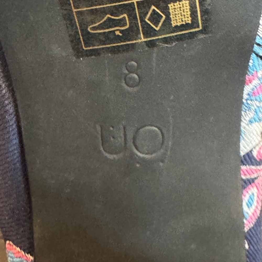 Urban Outfitters Navy Floral Ankle Boots - Picture 4 of 11